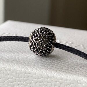 PANDORA Essence Charm - Wellness